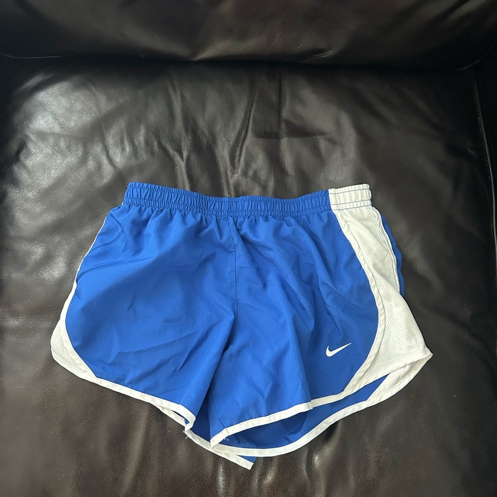 Girls Nike blue and white tempo shorts
